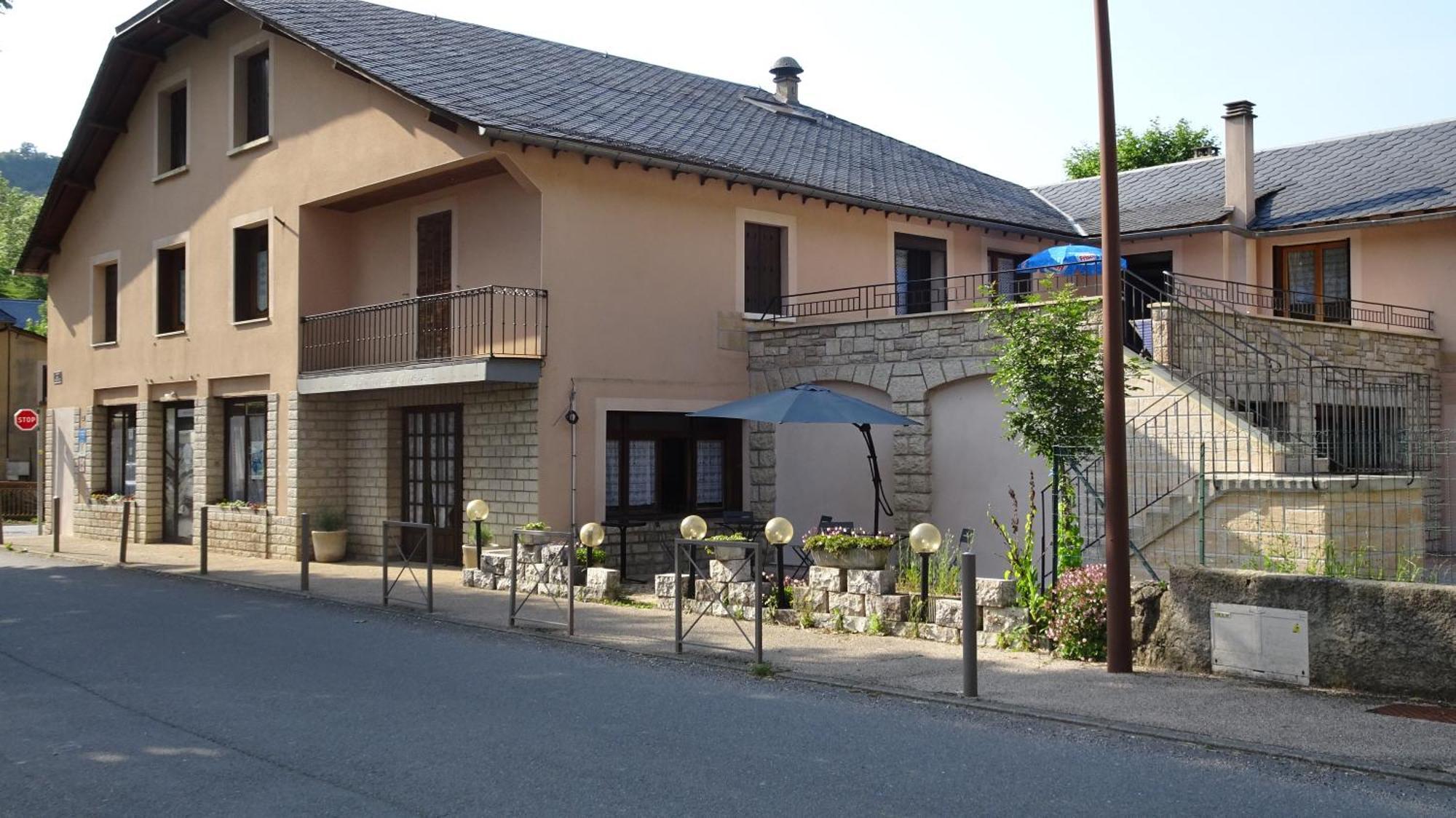 Bed and Breakfast Au Pont De La Gineze Barjac  Exterior foto